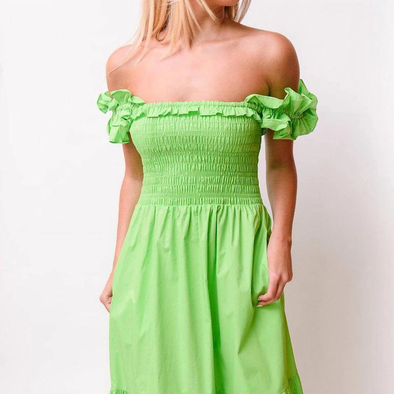 green emerald velvet dress Mac Duggal Women's Thin Strap Pleated Metallic Gown with 3D Flower - Green - Size 10