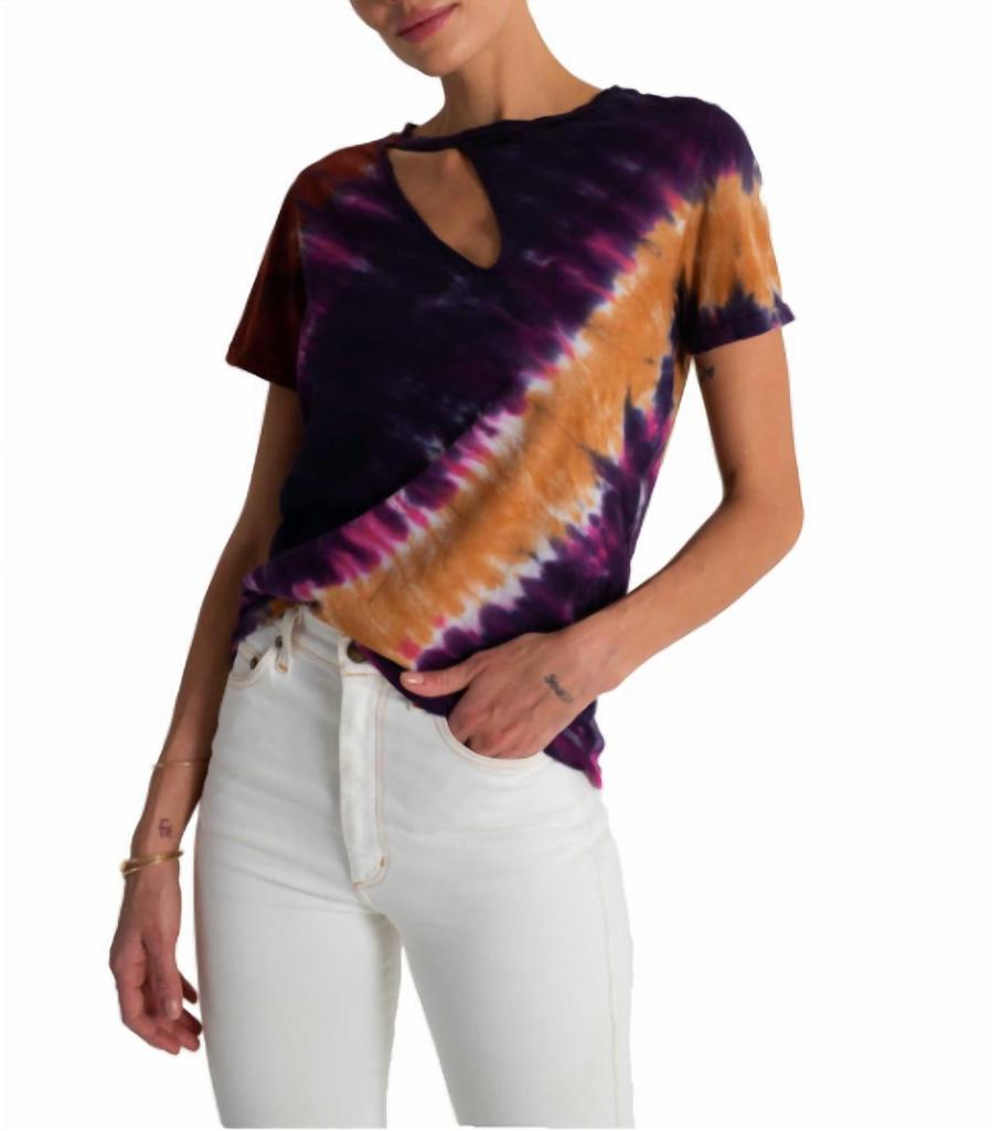n:philanthropy DASH TEE