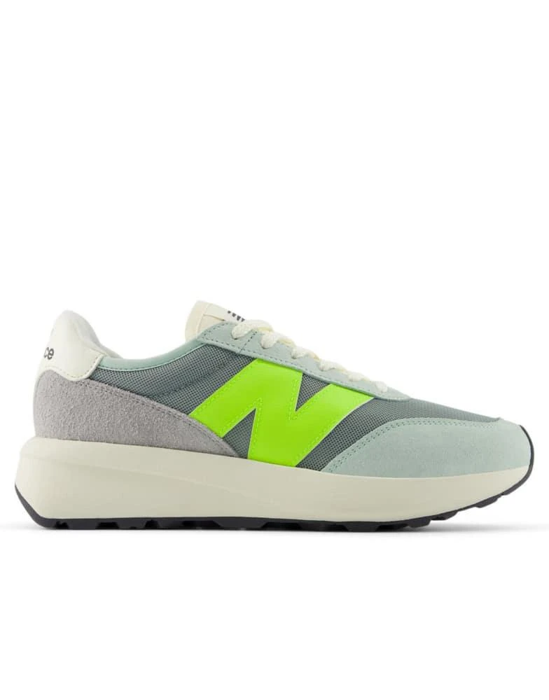 New Balance New Balance 370 trainers in juniper 1