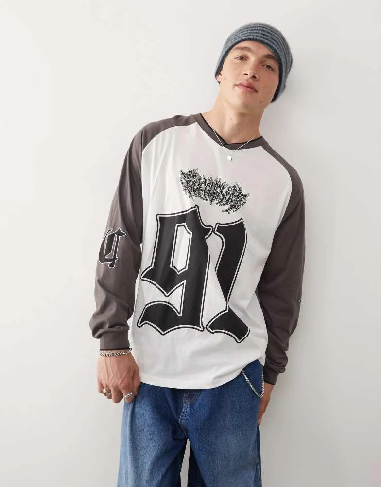 COLLUSION COLLUSION long sleeve skater fit athletic t-shirt in multi 1