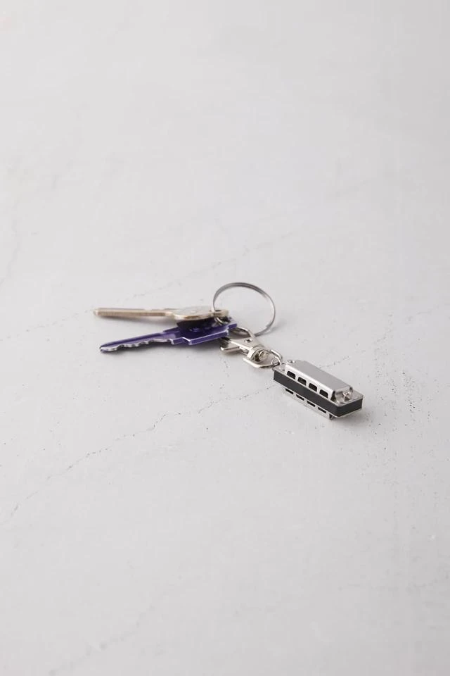 Urban Outfitters World’s Tiniest Harmonica 1
