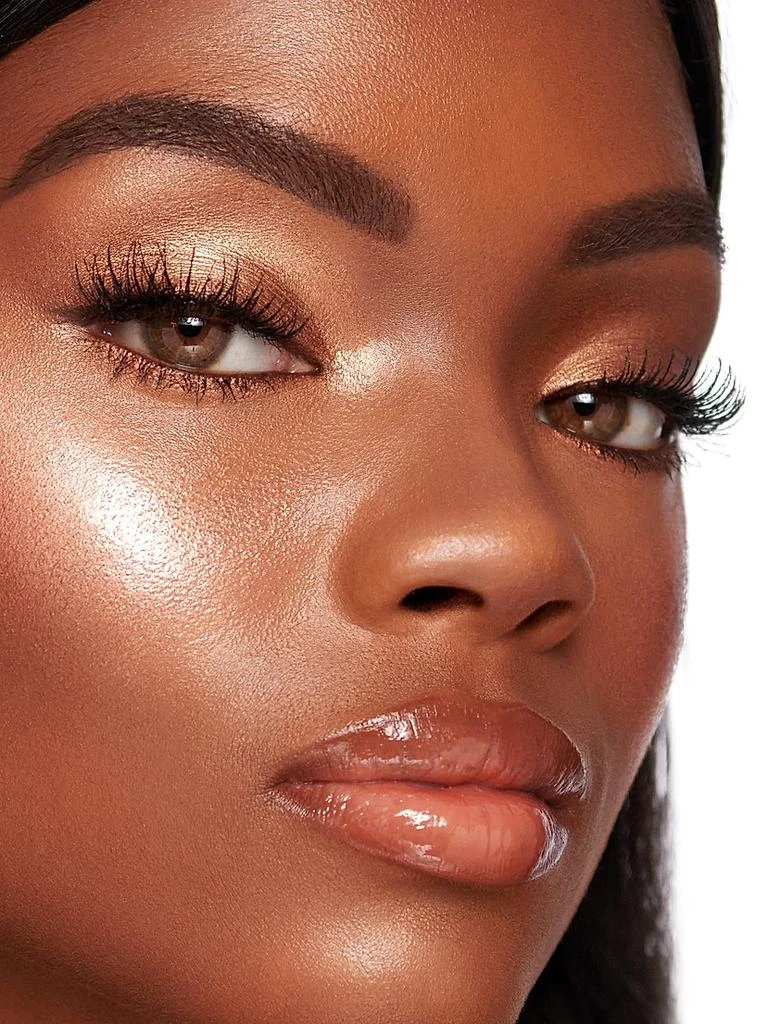 Charlotte Tilbury Glowgasm Wand 4