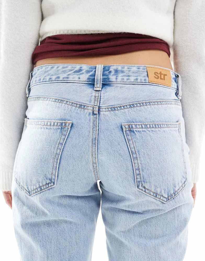 Stradivarius Stradivarius STR low waist straight jean in light wash 4