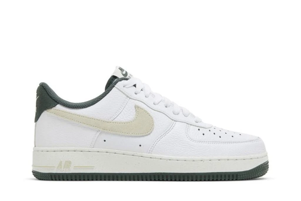 NIKE Air Force 1 Low '07 LV8 Vintage Green 1