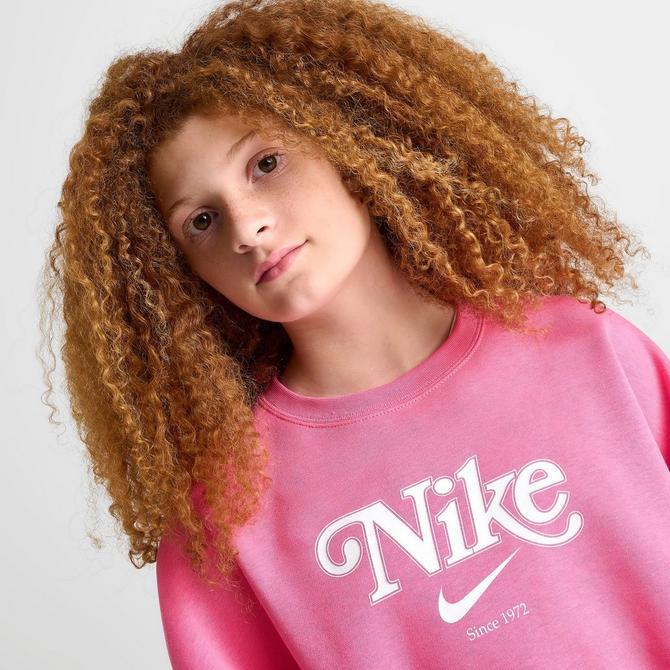 nike cropped crewneck sweatshirt