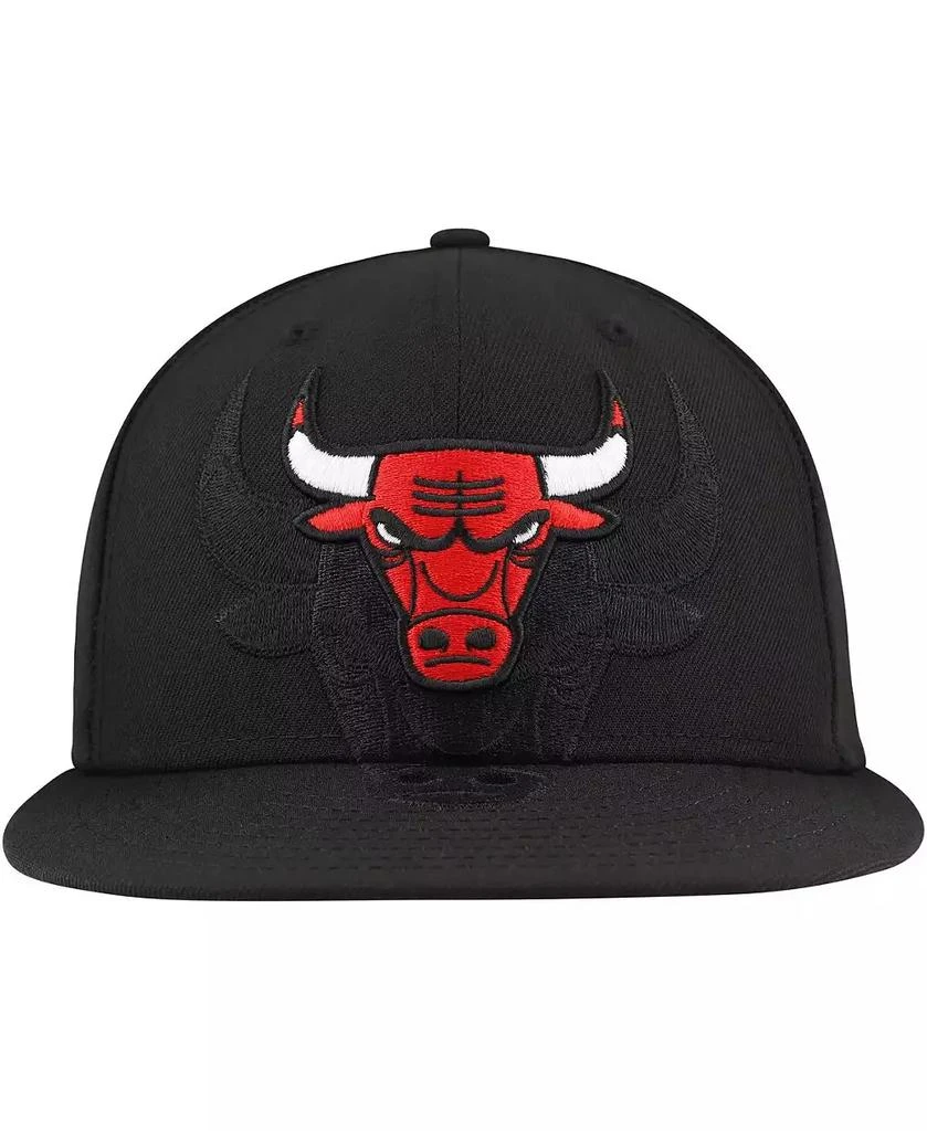 New Era Men's Black Chicago Bulls Blackout Shadow Logo 59FIFTY Fitted Hat 4