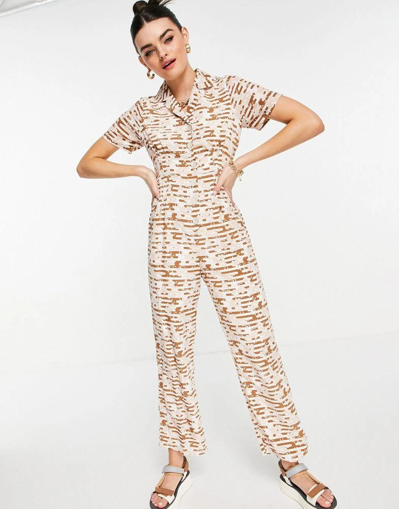 Fashion Union Fashion Union button through jumpsuit with waist detail in retro floral 4
