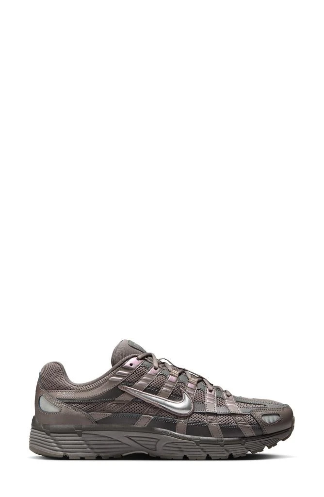 NIKE P-6000 Sneaker 2