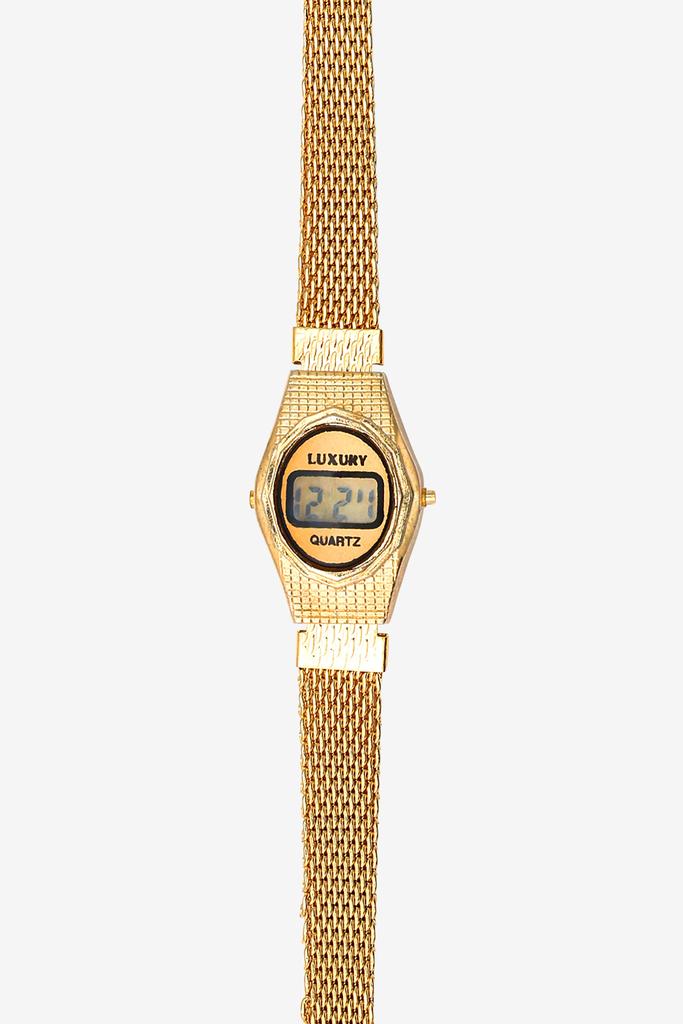 Los Angeles Apparel WCHRA56 - Tiny Oval Metal Mesh Luxury Watch