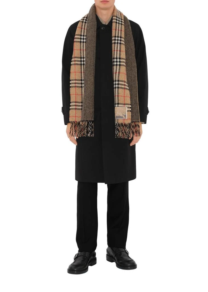 Burberry Reversible check cashmere wool scarf 3