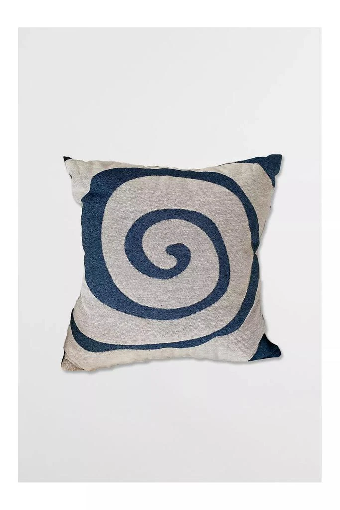 Clr Shop Clr Shop Wavy Woven Throw Pillow