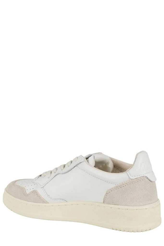 Autry Medalist Low Sneakers 3
