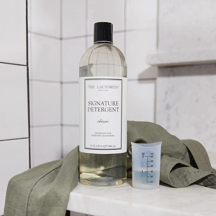 The Laundress Signature Detergent Classic 3