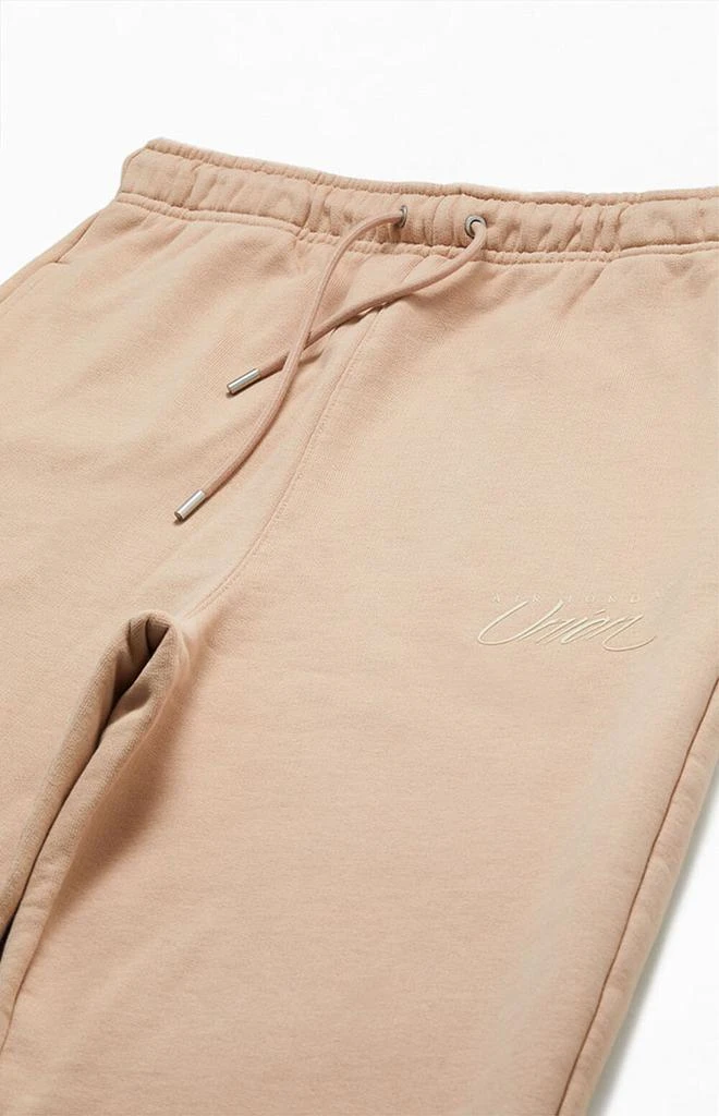 Air Jordan x Union Beige Fleece Sweatpants 3