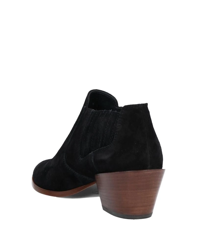 Tod's Ankle boot 3