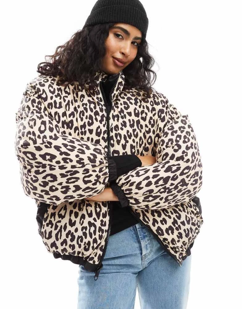 Bershka Bershka reversible padded jacket in black & leopard print 2