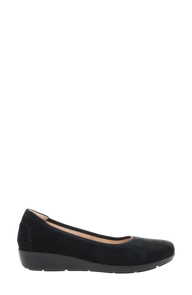 Propet Yara Wedge Slip-On