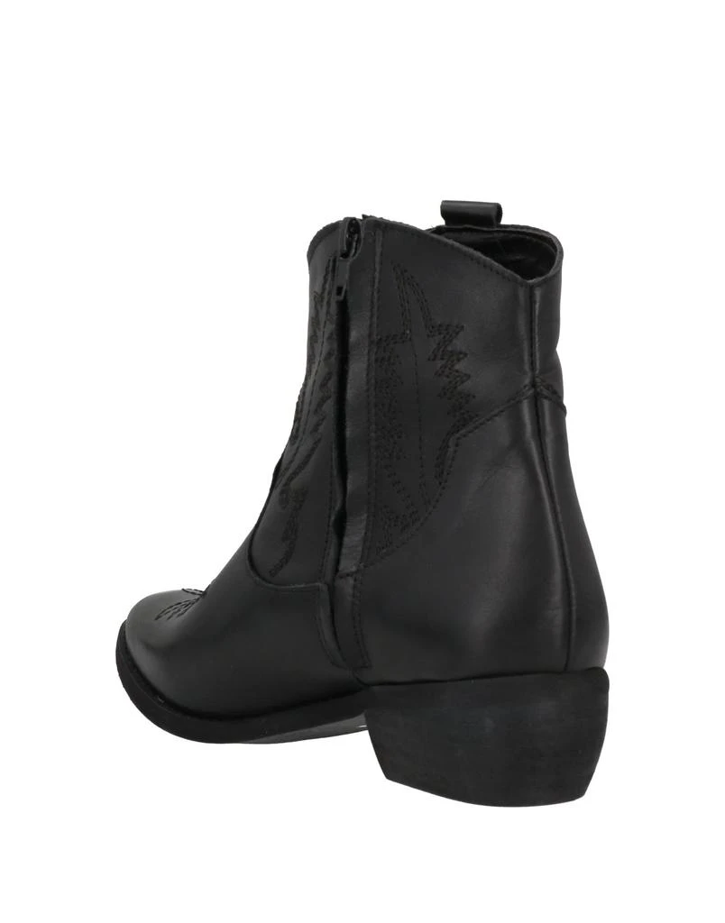 DIVINE FOLLIE Ankle boot 3