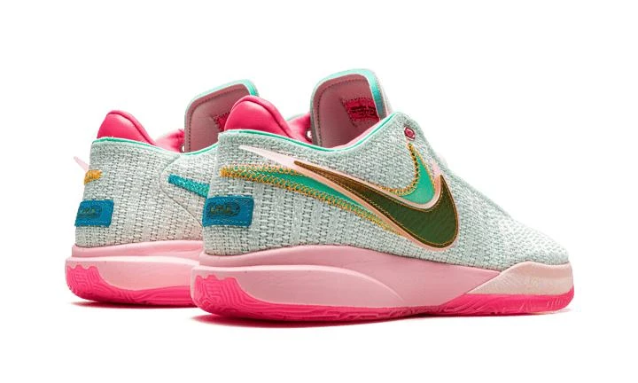 NIKE Nike LeBron 20 4
