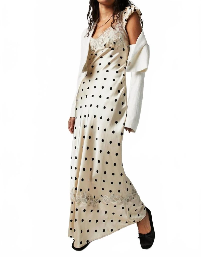 Shop Butterfly Babe Maxi Dress In Tea And Black Combo on Sale at BeyondStyle Get 32% Off Butterfly Babe Maxi Dress In Tea And Black Combo with Limited-Time Flash Deals, Exclusive Shop Butterfly Babe Maxi Dress In Tea And Black Combo on Sale at BeyondStyle Get 32% Off Butterfly Babe Maxi Dress In Tea And Black Combo with Limited-Time Flash Deals, Exclusive