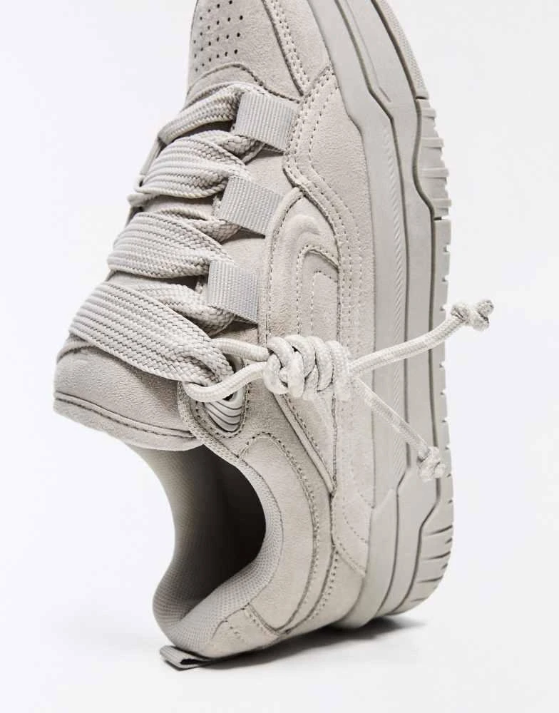 Bershka Bershka Chunky skate shoes in grey