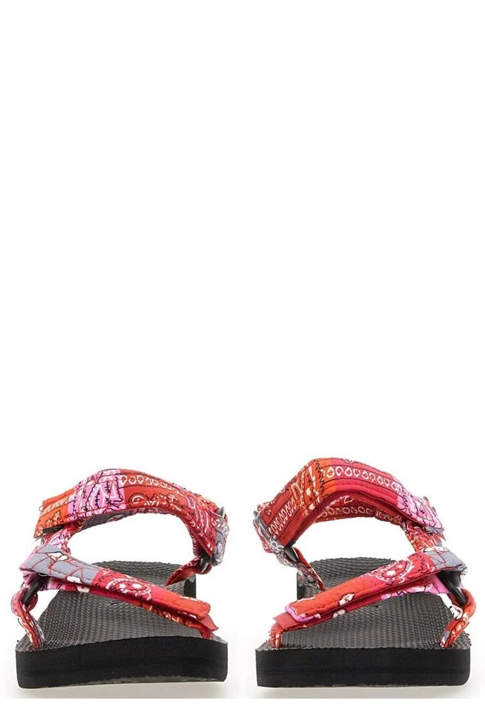 Arizona Love Arizona Love Trekky Paisley Printed Sandals 2