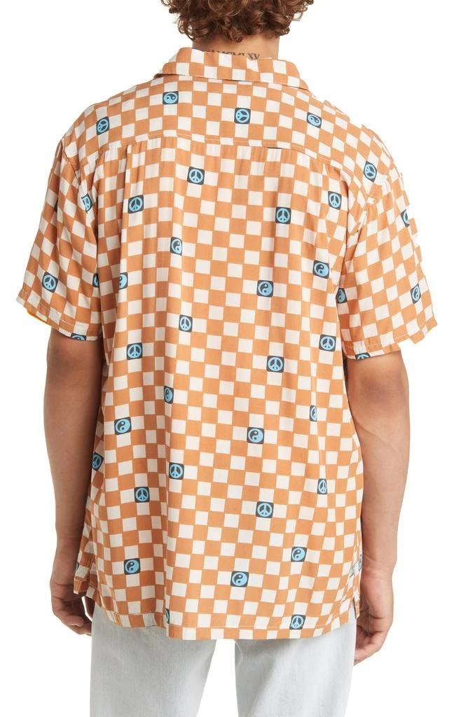 PacSun Checkers Resort Short Sleeve Button-Up Shirt 3