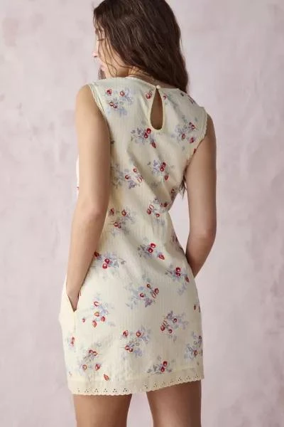 Kimchi Blue Kimchi Blue Delaney Sleeveless Lace-Trim Shift Mini Dress 2