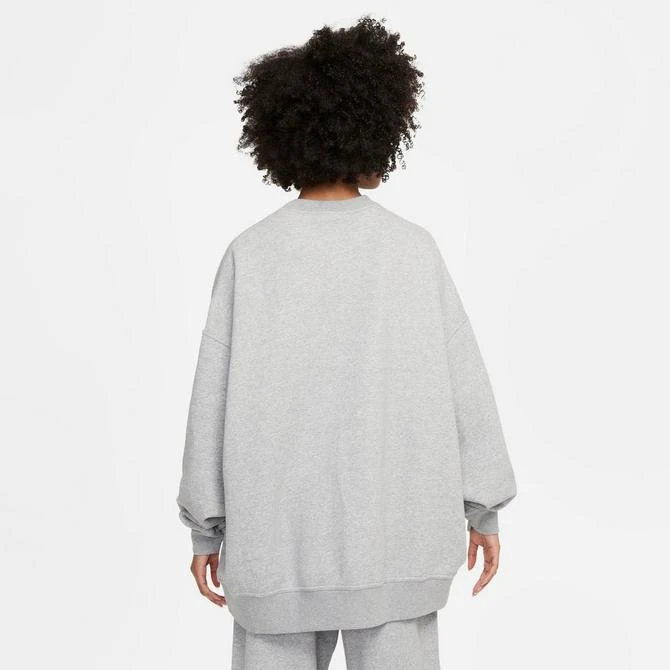 NIKE Women's Nike Sportswear Collection Essentials Oversized Fleece Crewneck Sweatshirt 2