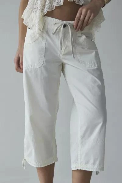 BDG BDG Kayla Low-Rise Crop Cargo Pant 2