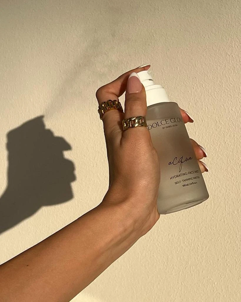 Dolce Glow Acqua Hydrating Self-Tanning Water Face Mist 2