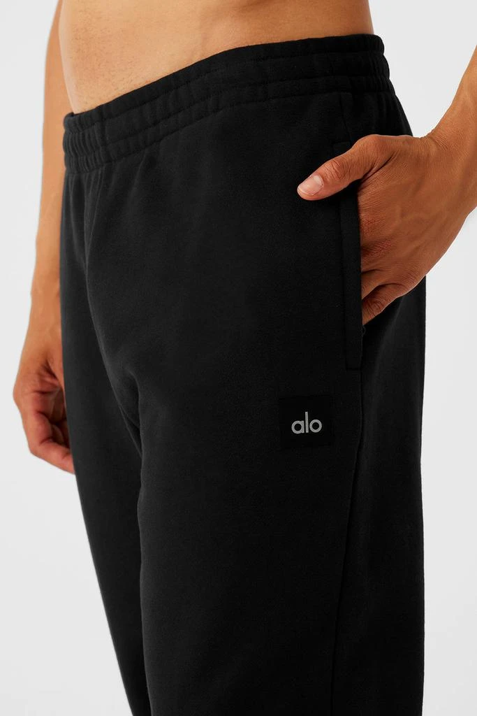 Alo Cuffed Renown Heavy Weight Sweatpant - Black 4