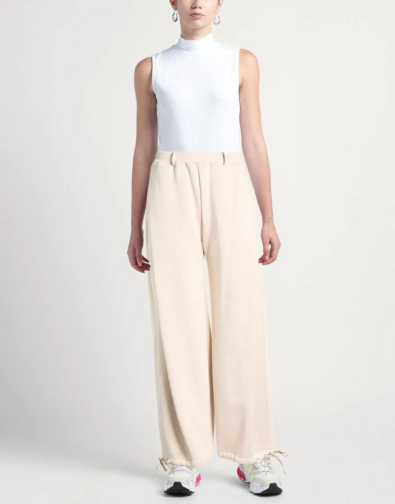 GINA GORGEOUS Sweatpants 2