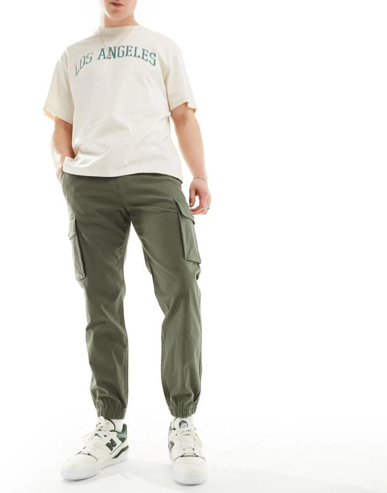 HOLLISTER Hollister ripstop cargo jogger in green 1