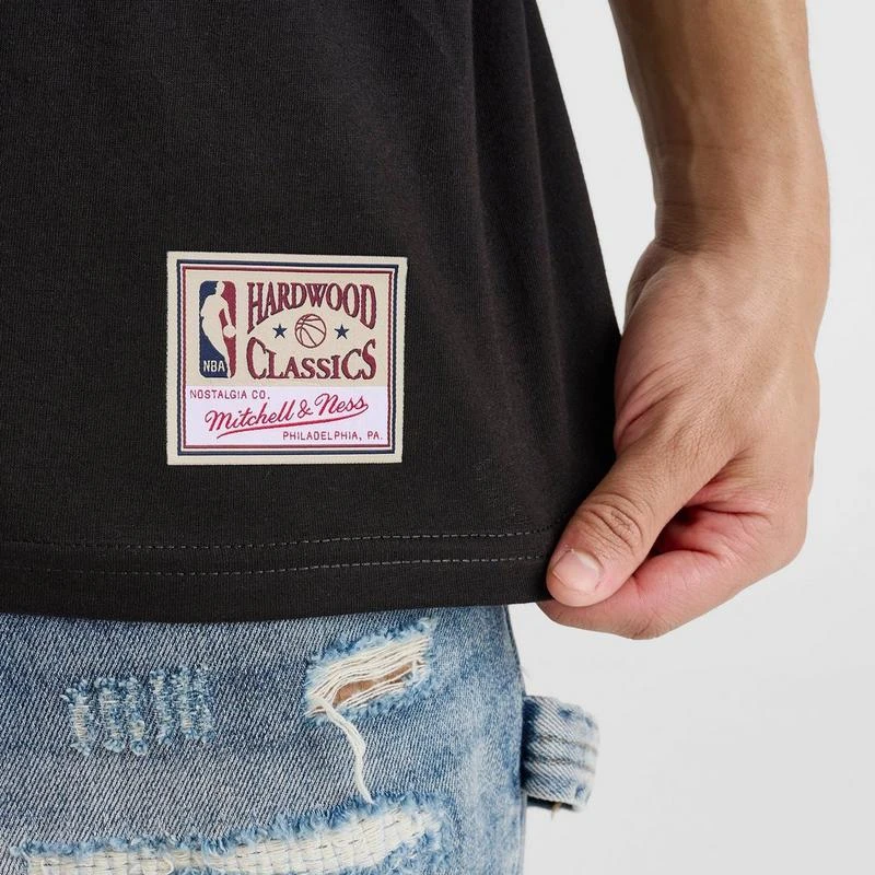 Mitchell & Ness Men's Mitchell & Ness Los Angeles Lakers NBA Maxed Out Graphic T-Shirt 6