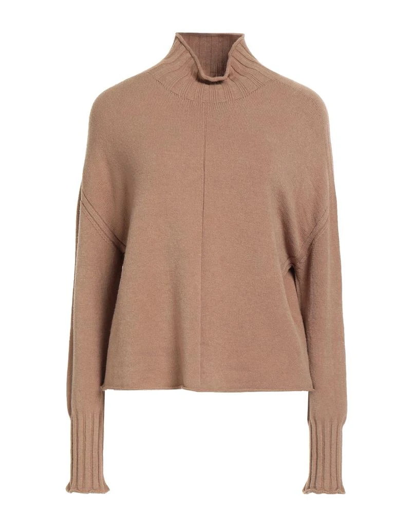 BERNA Turtleneck 1