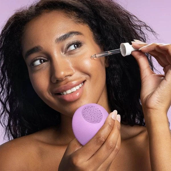 Real Techniques Real Techniques Sponge+ Miracle Skincare Sponge 8