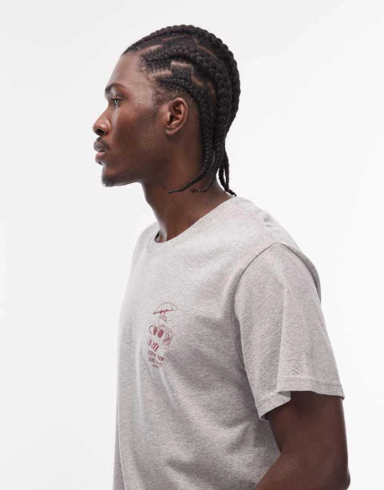 Levi
s Levi
s burger
fries graphic t-shirt in grey marl 4