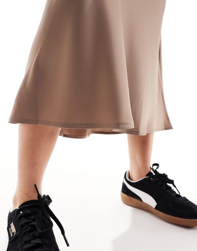 Y.A.S. YAS satin midi skirt in mushroom