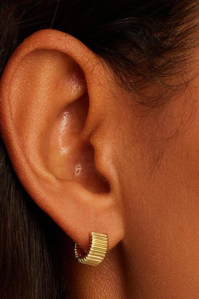 Gorjana Gorjana - Women
s Catalina Huggies Earrings 3
