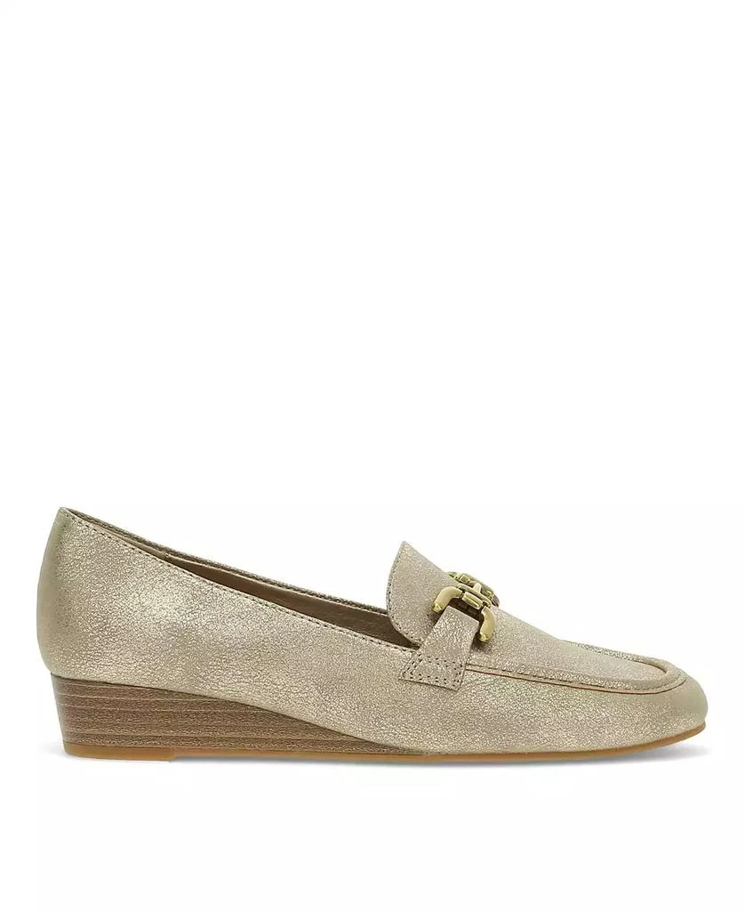 Baretraps Women's Caddie Loafer 6