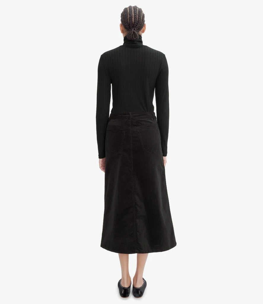 A.P.C. Assia top 3