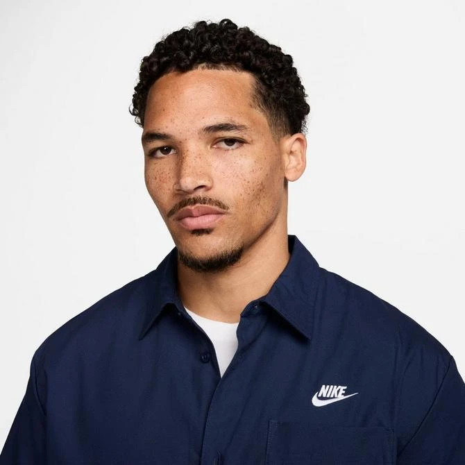 NIKE Men's Nike Club Oxford Button-Down Short-Sleeve Shirt 7