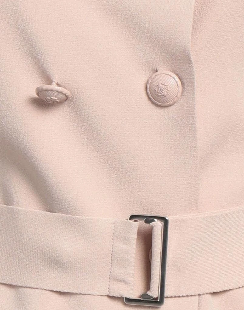 D.Exterior Blazer 4