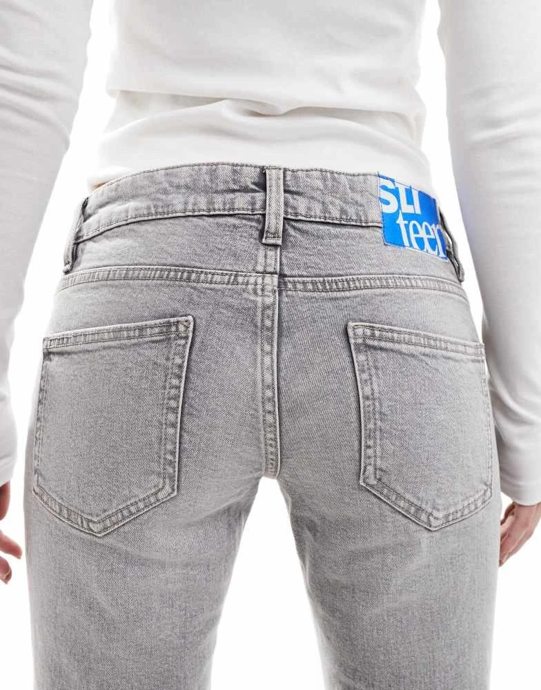 Stradivarius Stradivarius STR low waist flare jean in dark grey wash 4