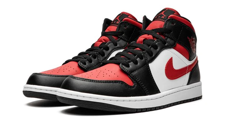 Jordan Air Jordan 1 Mid 3