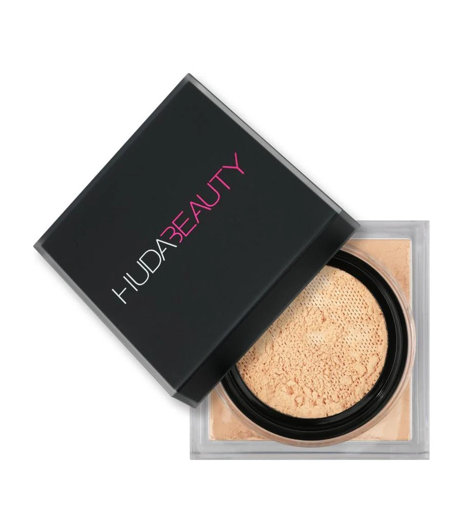 Huda Beauty Easy Bake Loose Powder 1