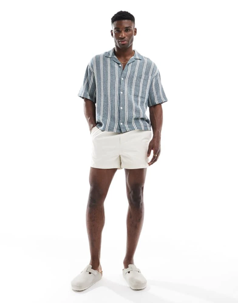 Pull&Bear Pull&Bear revere collar short sleeve shirt in blue stripe 2