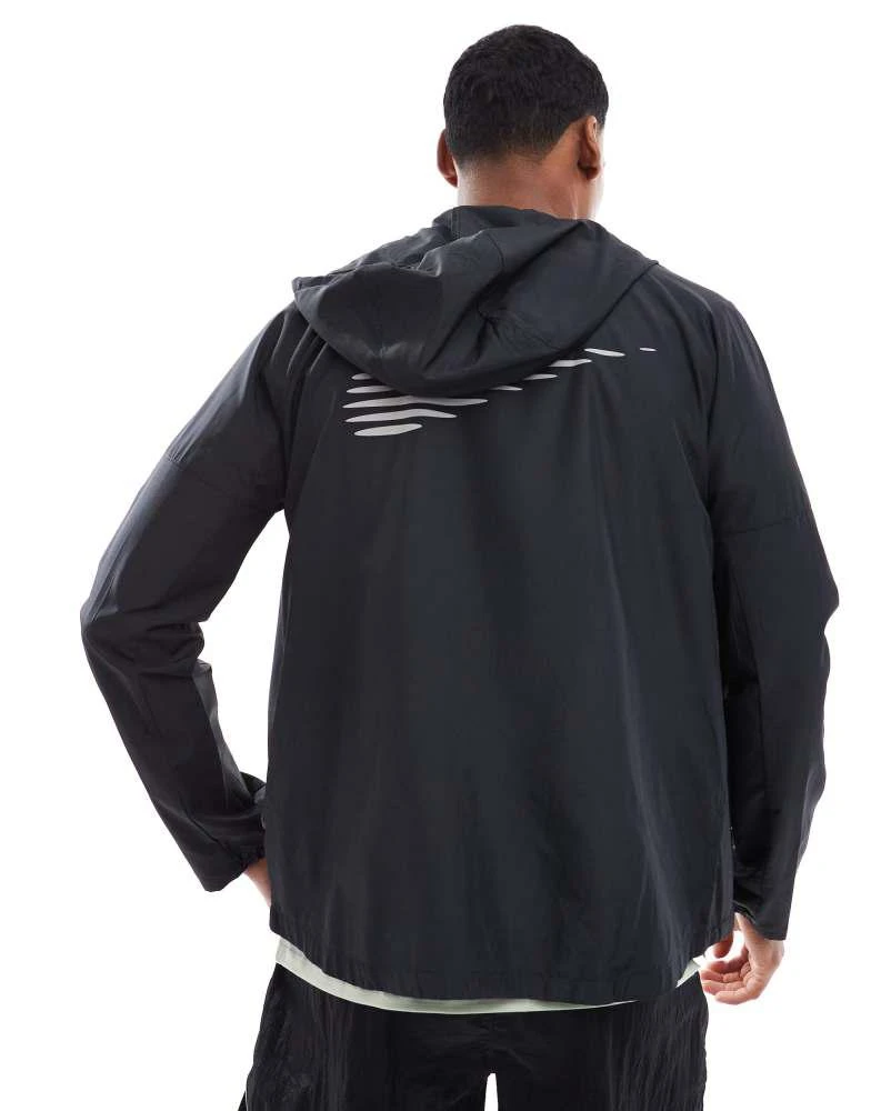 NIKE Nike Running Miler Flash jacket in black 2