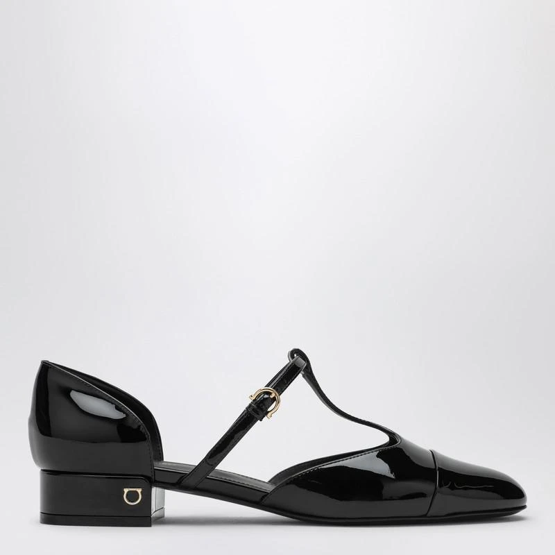 Ferragamo Black patent leather Linette ballerina 1